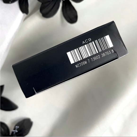 MAC Powder Blush Film Noir - Picture 6 of 8